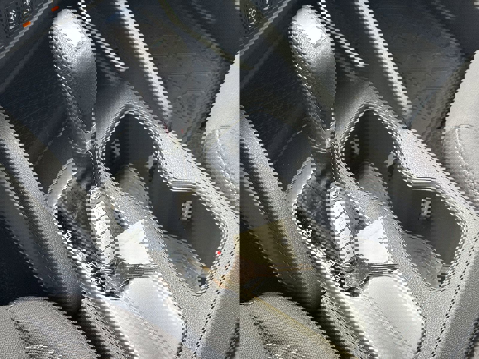 Used 2022 Nissan Frontier SV image 35