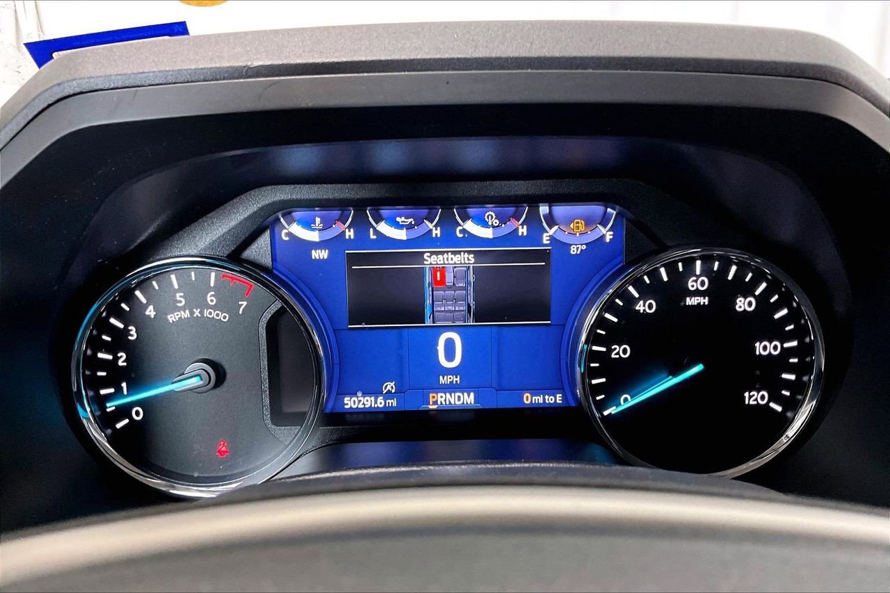 Used 2024 Ford Expedition XLT image 18