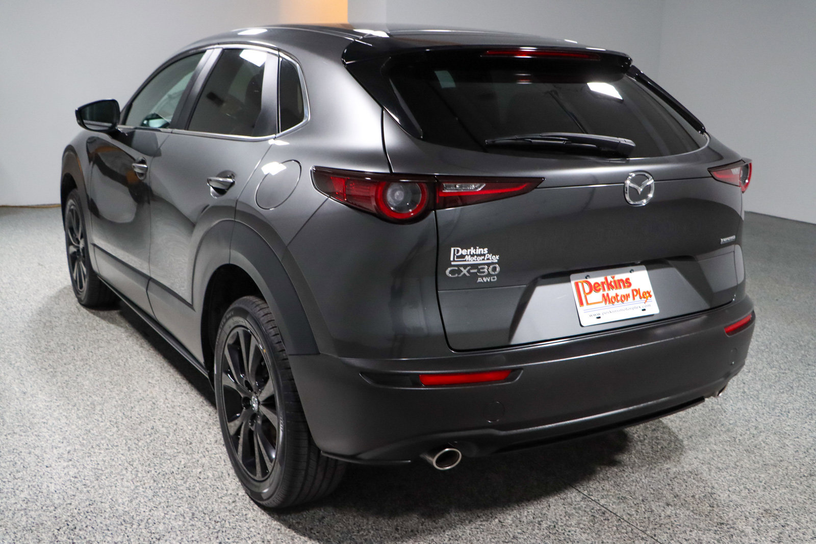 Used 2024 MAZDA CX-30 AWD image 9