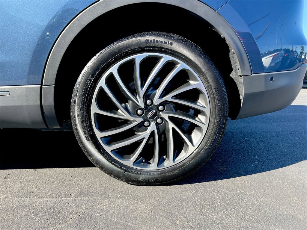 Used 2019 Lincoln Nautilus Reserve image 27