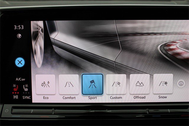 New 2025 Volkswagen Atlas SE image 28