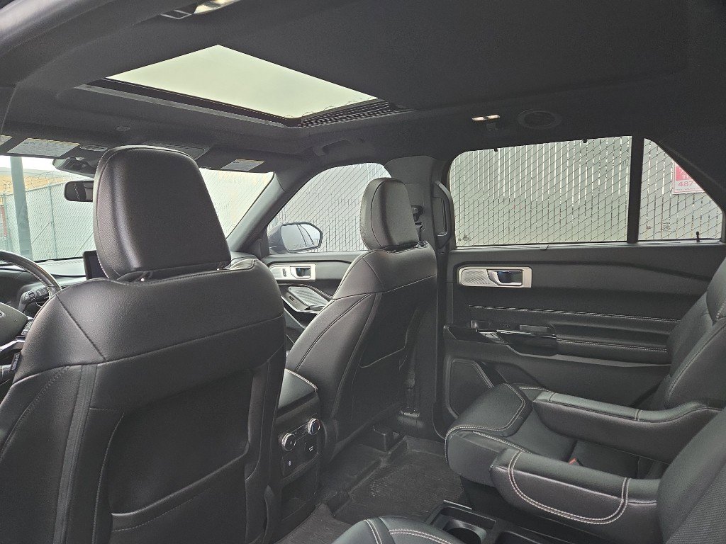 Used 2021 Ford Explorer ST w/ Equipment Group 401A image 10