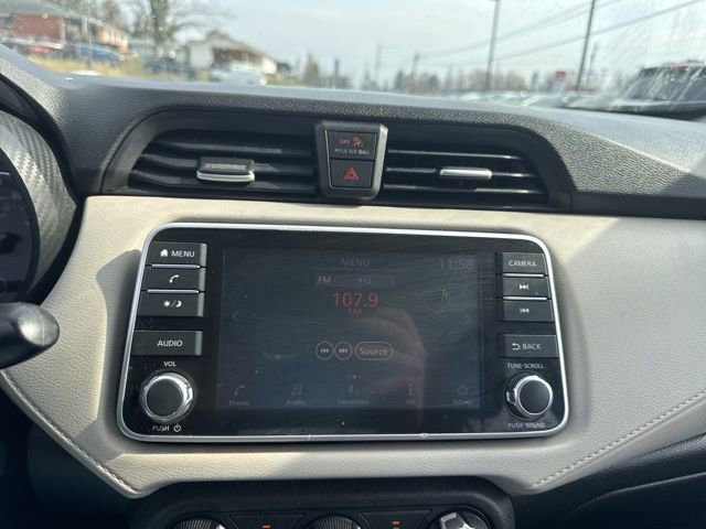 Used 2021 Nissan Versa SV image 16