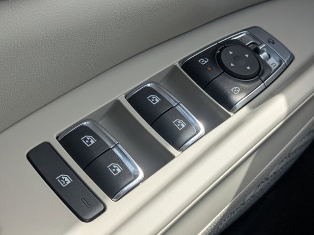 New 2026 Kia Carnival EX FWD image 26