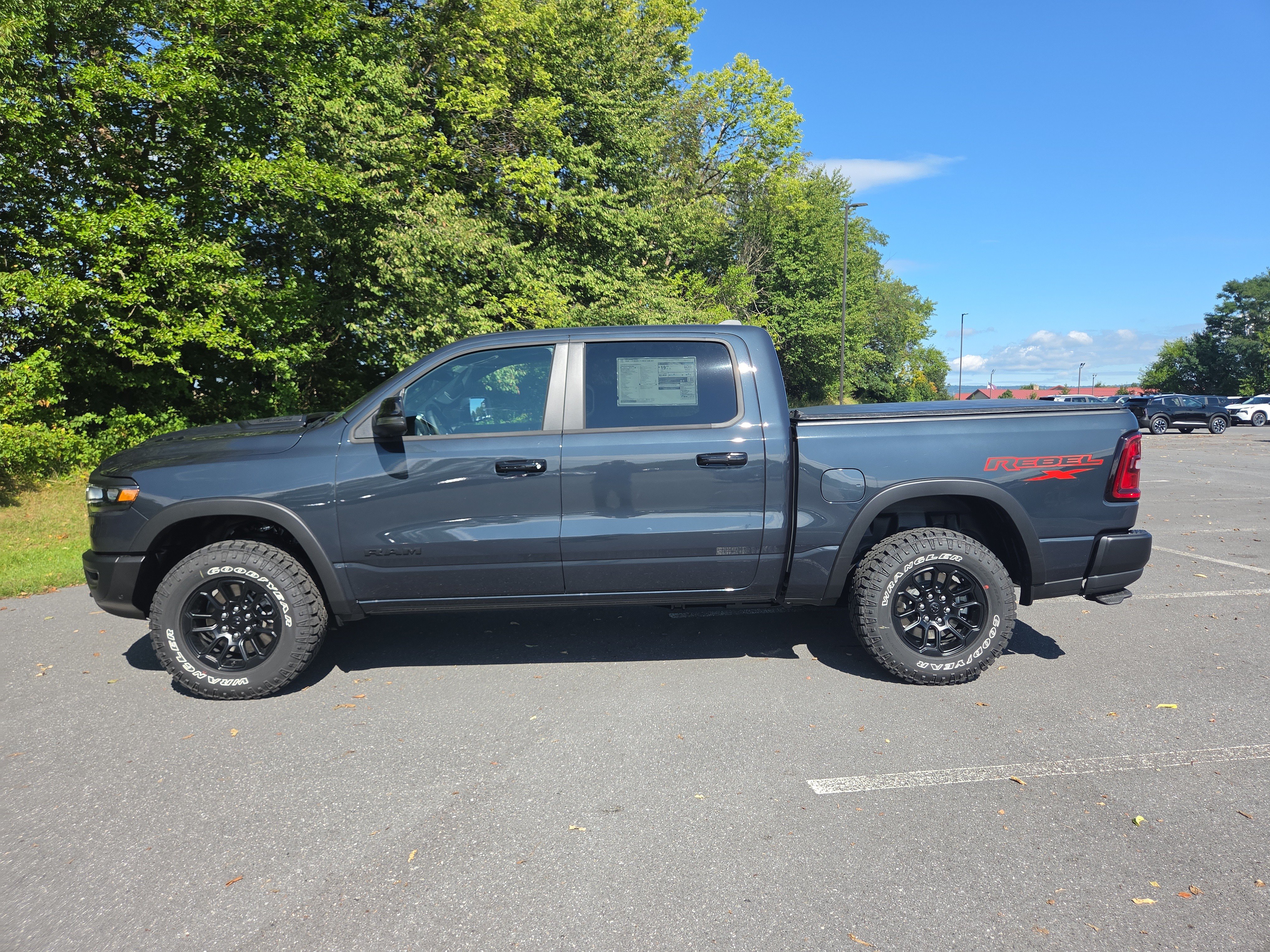 New 2027 RAM 1500 Rebel w/ Rebel Level 2 Equipment Group AWD/4WD image 11