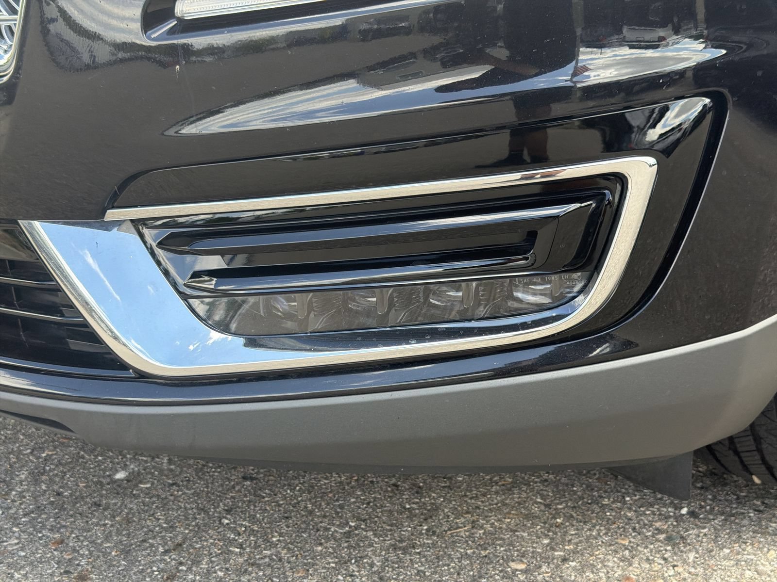 Used 2019 Lincoln Nautilus Select AWD/4WD image 12
