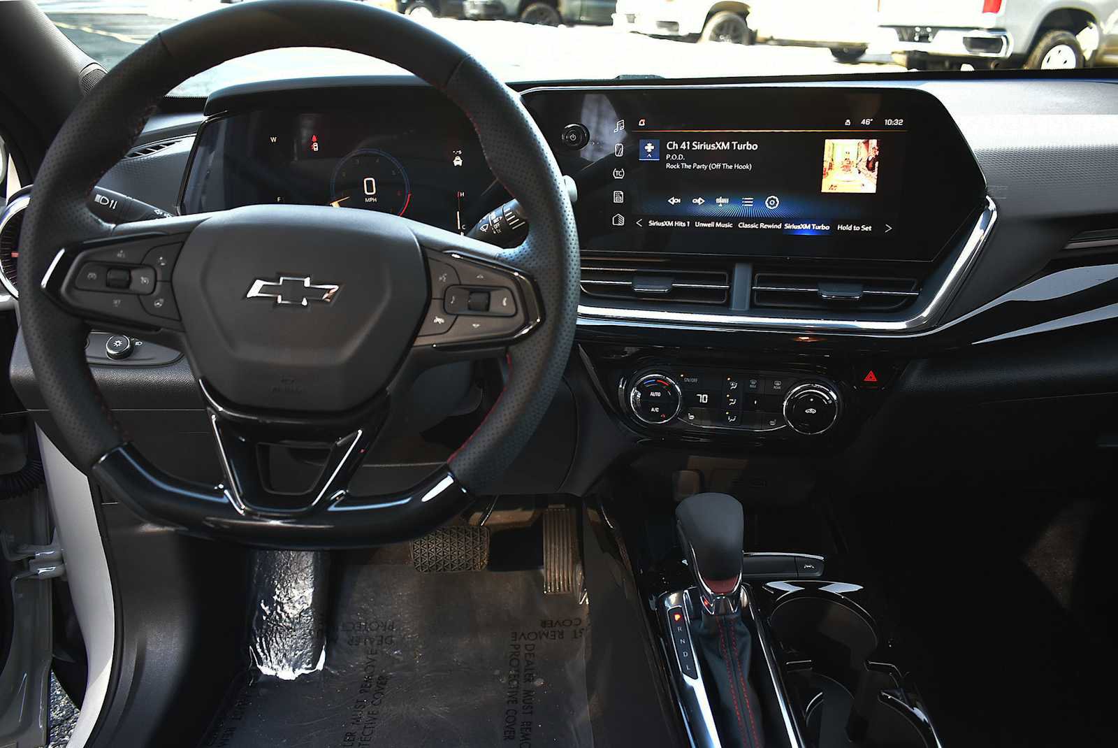 New 2026 Chevrolet Trax RS w/ Driver Confidence Package image 13