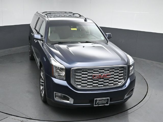 Used 2018 GMC Yukon XL Denali w/ Denali Ultimate Package AWD/4WD image 46