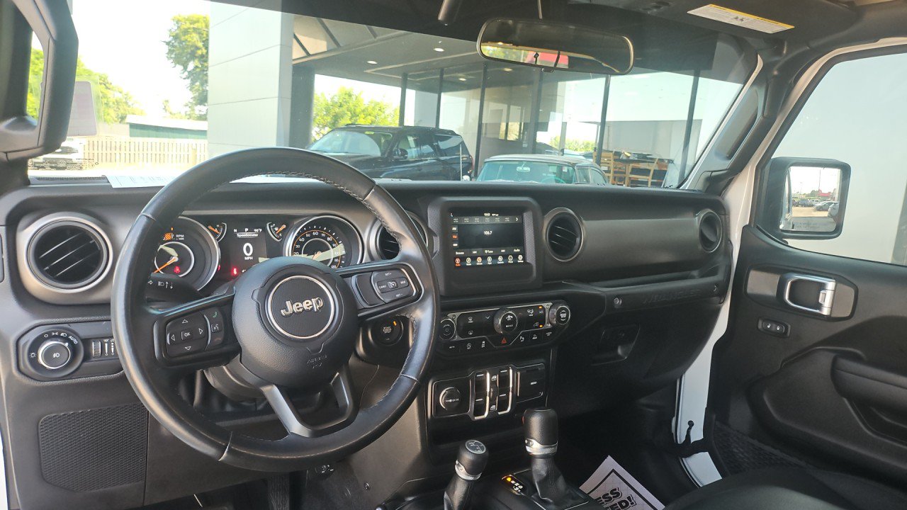 Used 2022 Jeep Wrangler Unlimited Sport AWD/4WD image 14