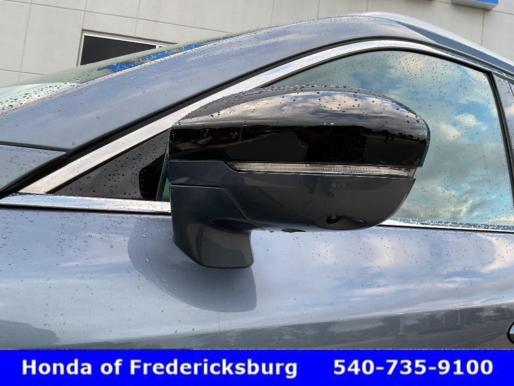 Used 2023 INFINITI QX60 Sensory w/ Vision Package AWD/4WD image 17