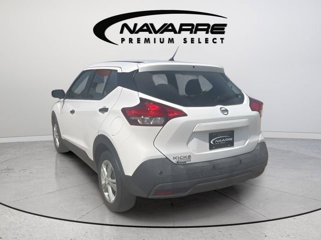 Used 2020 Nissan Kicks S FWD image 4