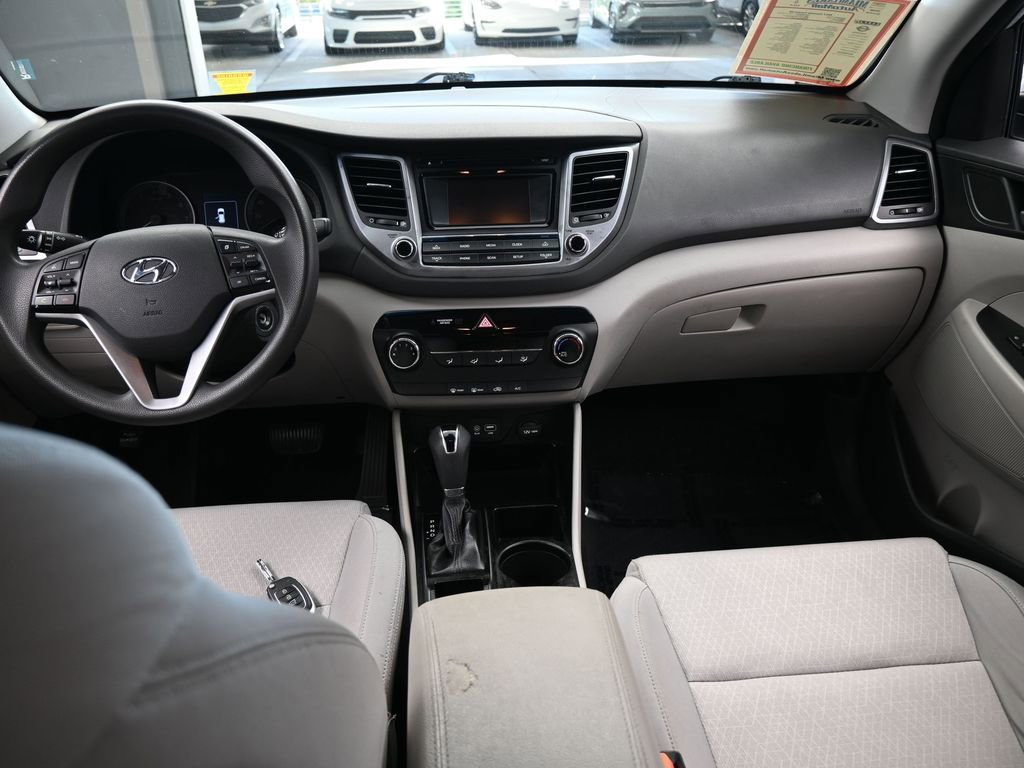 Used 2017 Hyundai Tucson SE image 35