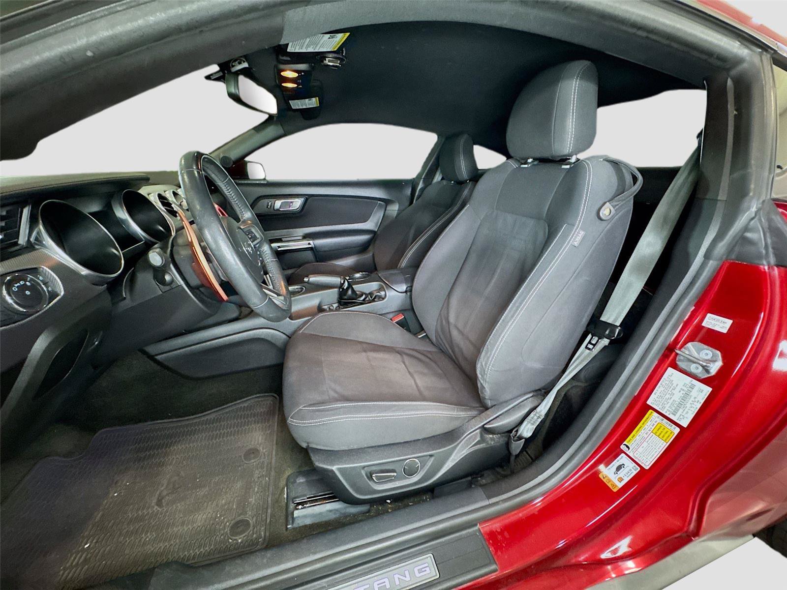 Used 2018 Ford Mustang GT w/ Equipment Group 301A RWD image 10