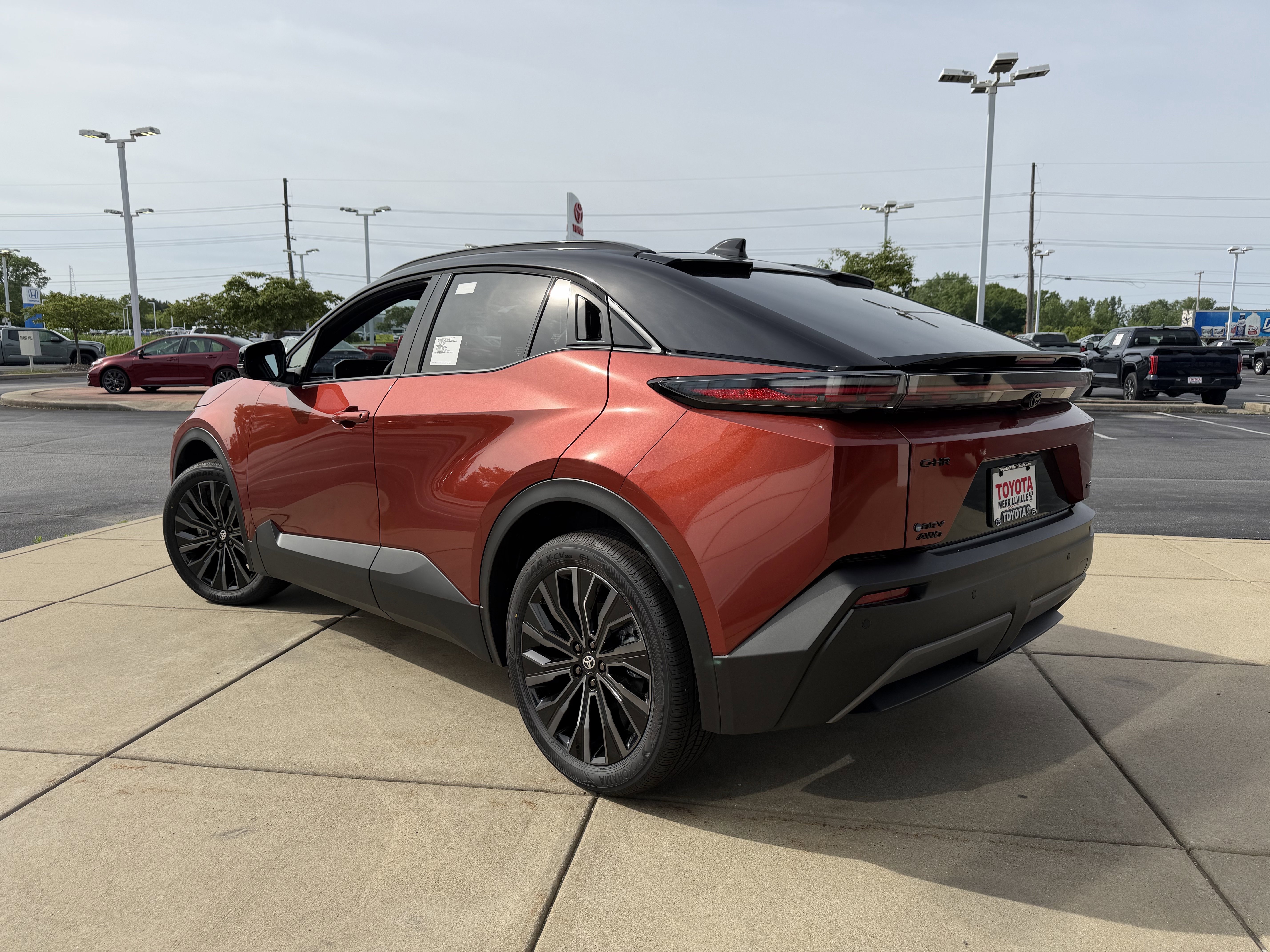 New 2026 Toyota C-HR AWD/4WD image 4