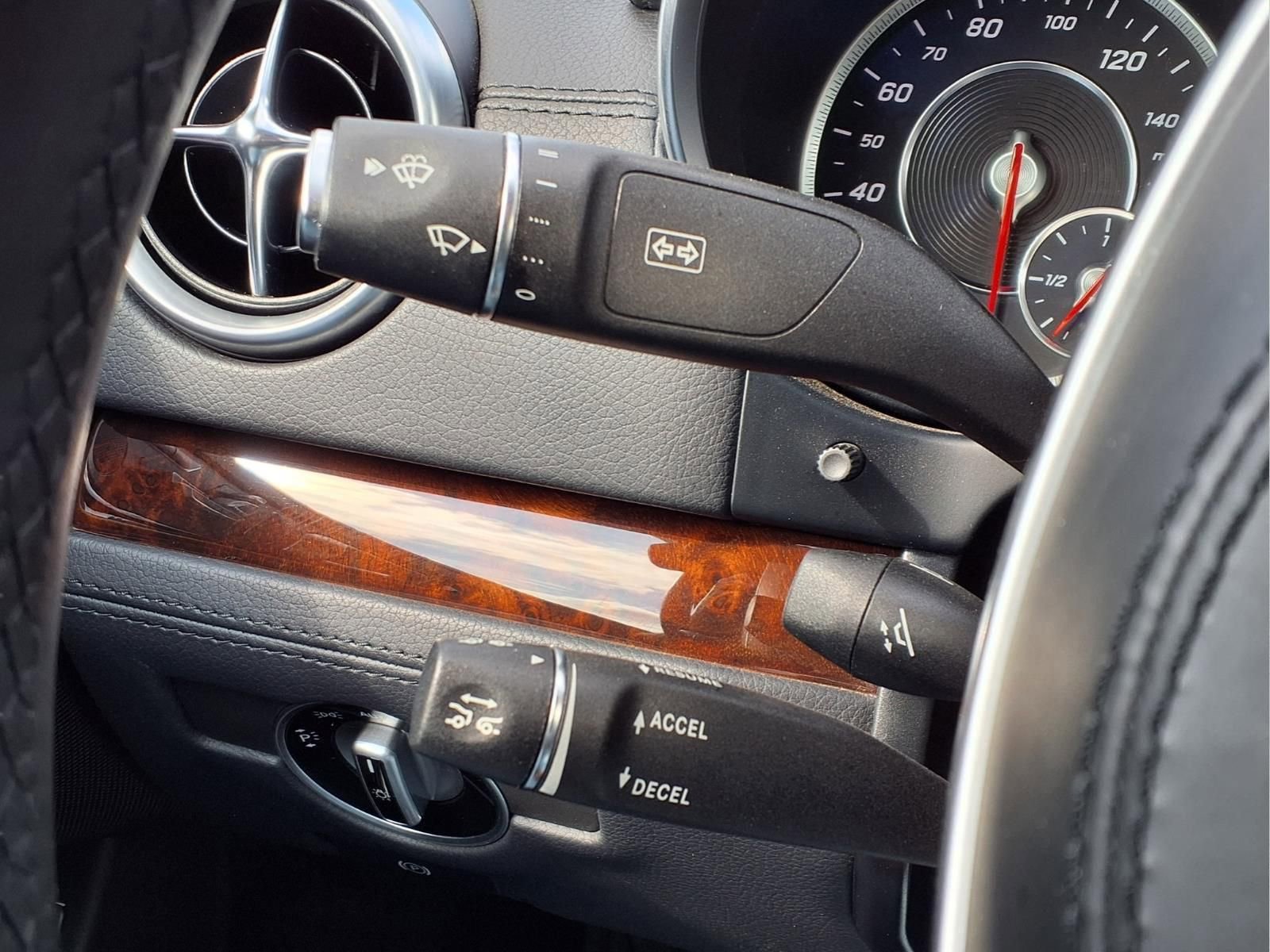 Used 2020 Mercedes-Benz SL 450 image 23