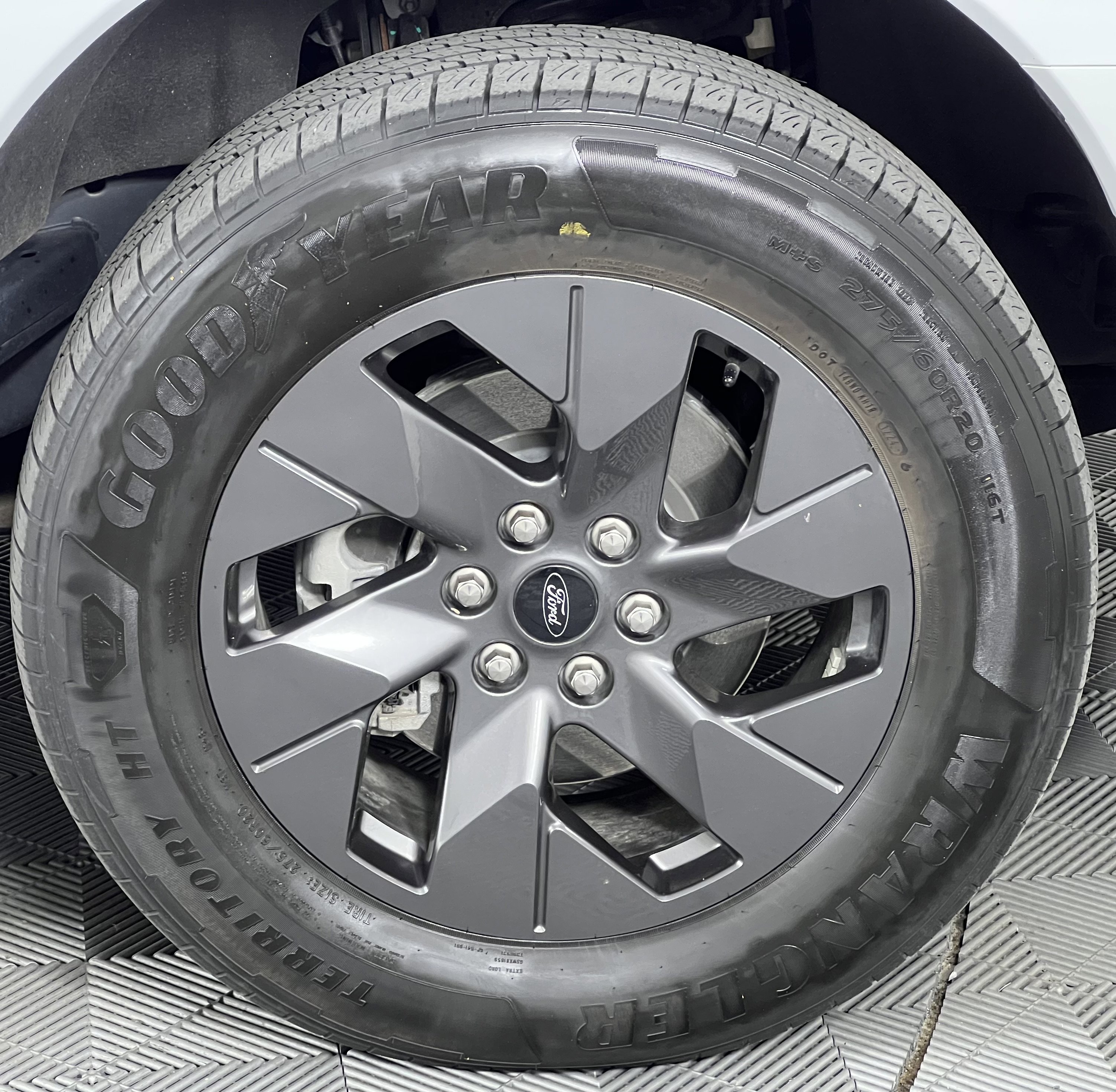 Used 2024 Ford F150 Lightning Flash image 14