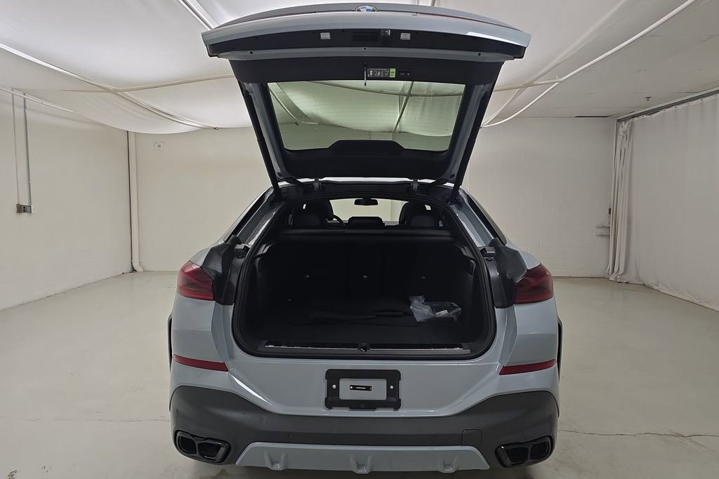 New 2026 BMW X6 M60i image 30