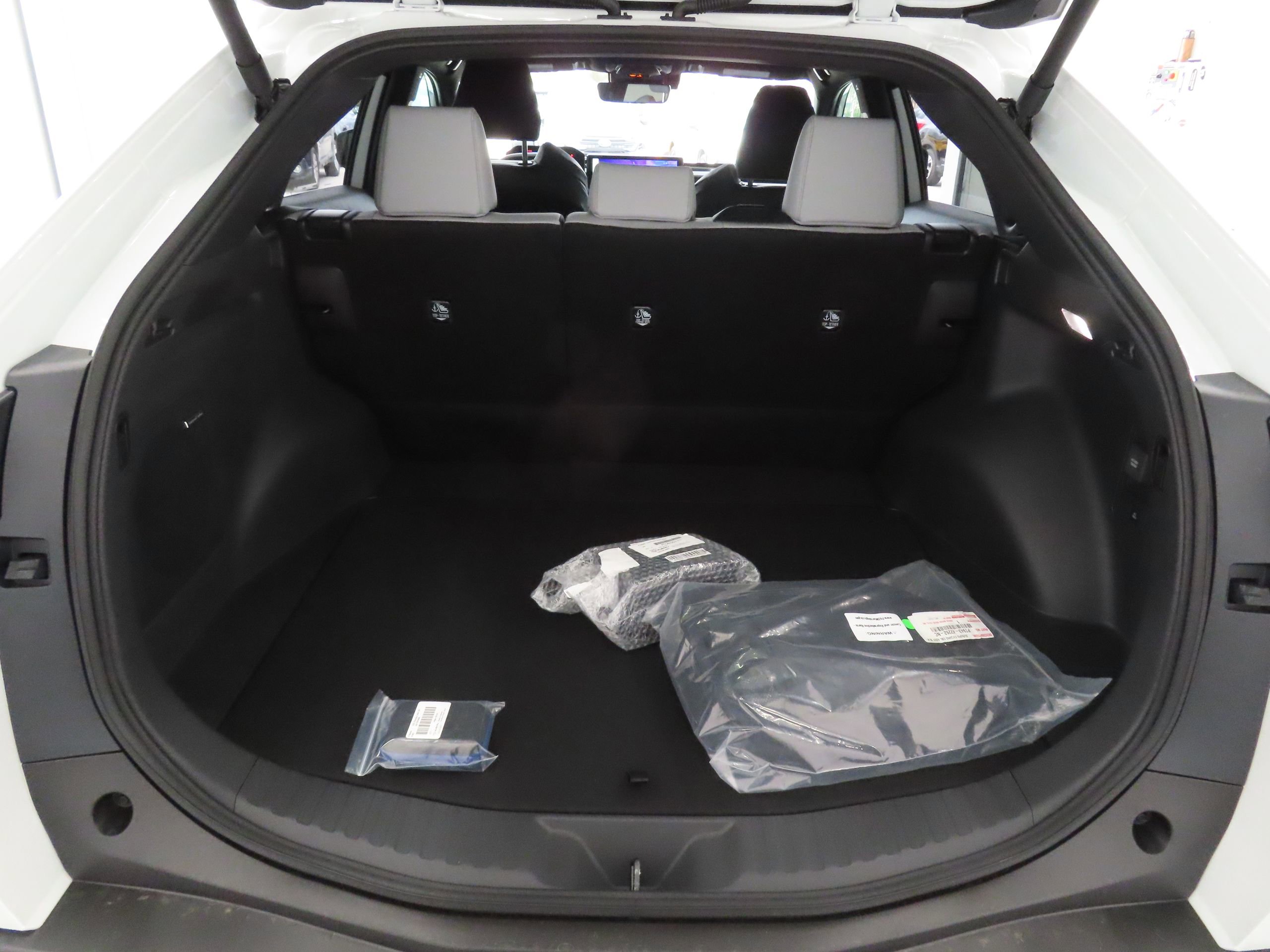 New 2026 Subaru Solterra image 23