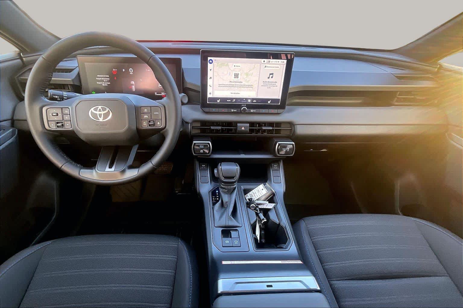 Used 2026 Toyota RAV4 SE FWD image 15