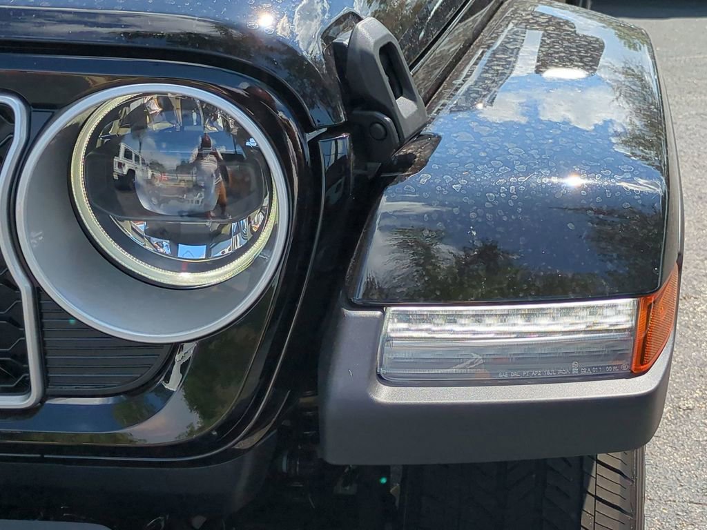New 2025 Jeep Wrangler Sahara image 10