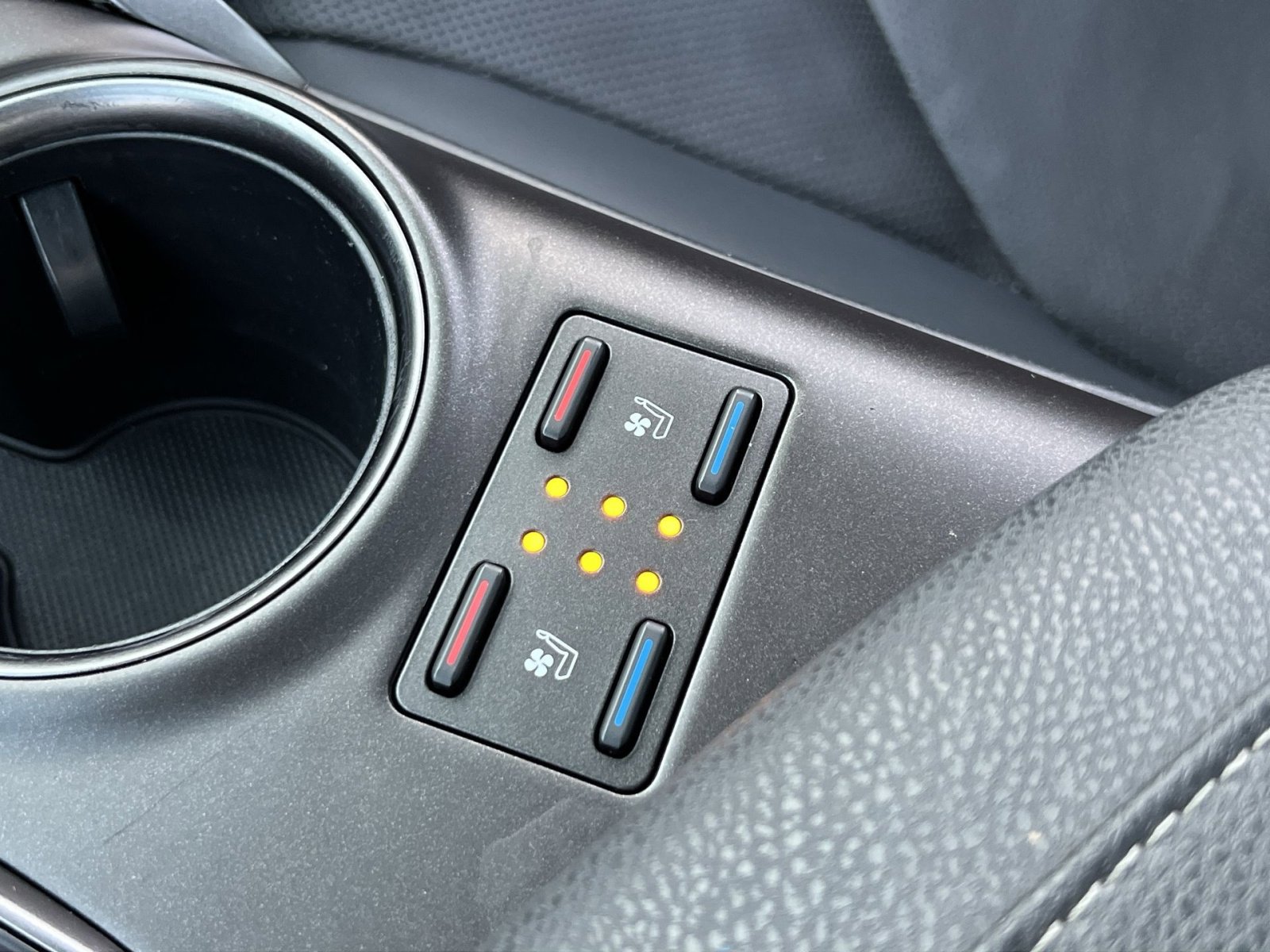 Used 2024 Toyota Camry XSE w/ Navigation Package image 30