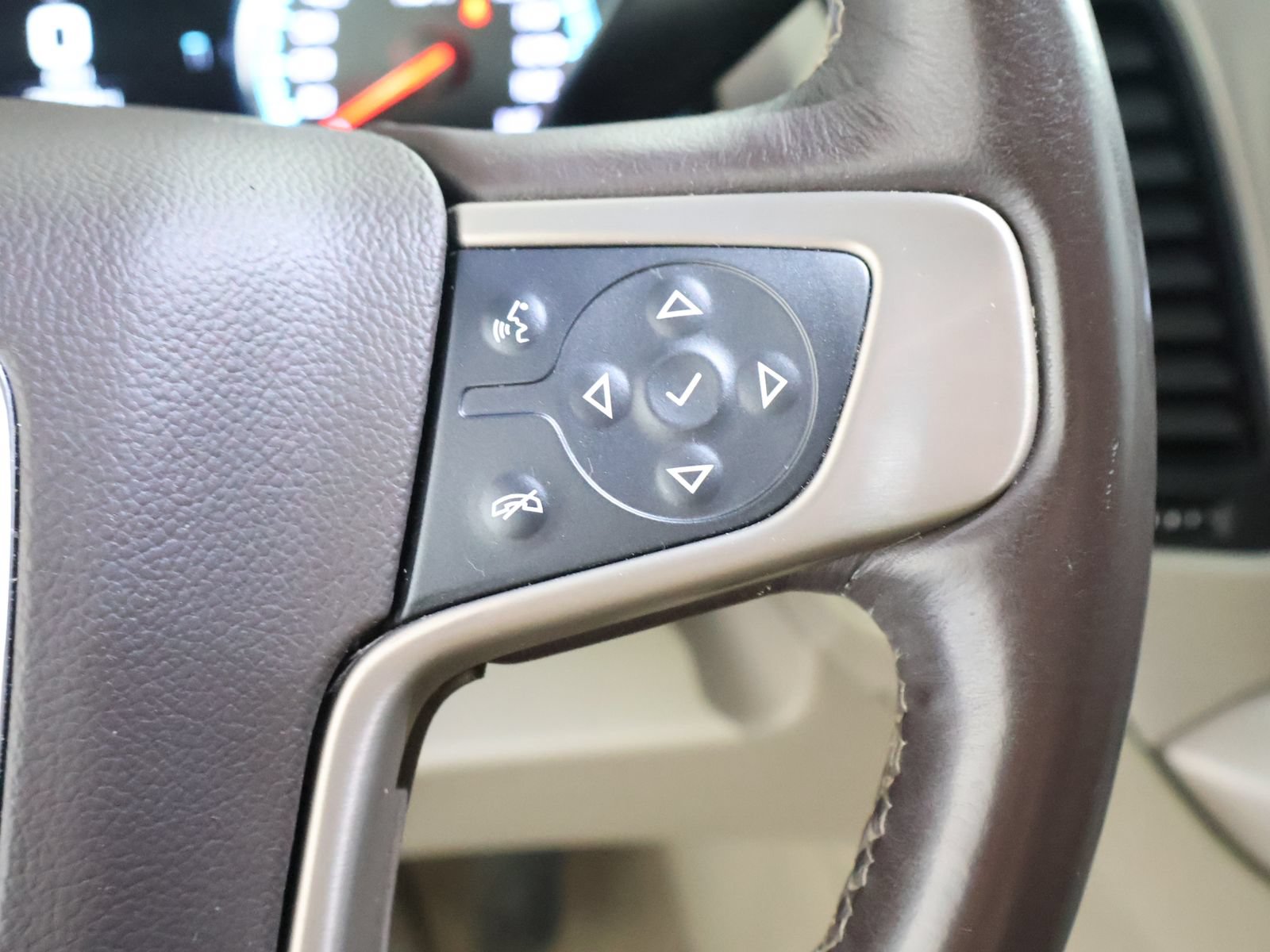 Used 2019 GMC Yukon Denali AWD/4WD image 39