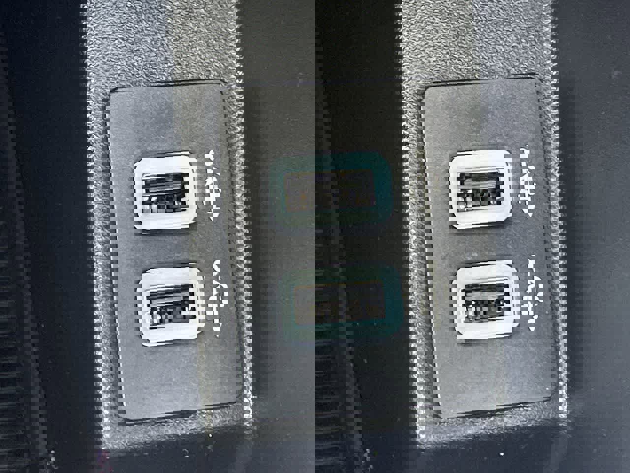 Used 2019 Ford Edge ST w/ Cold Weather Package image 26