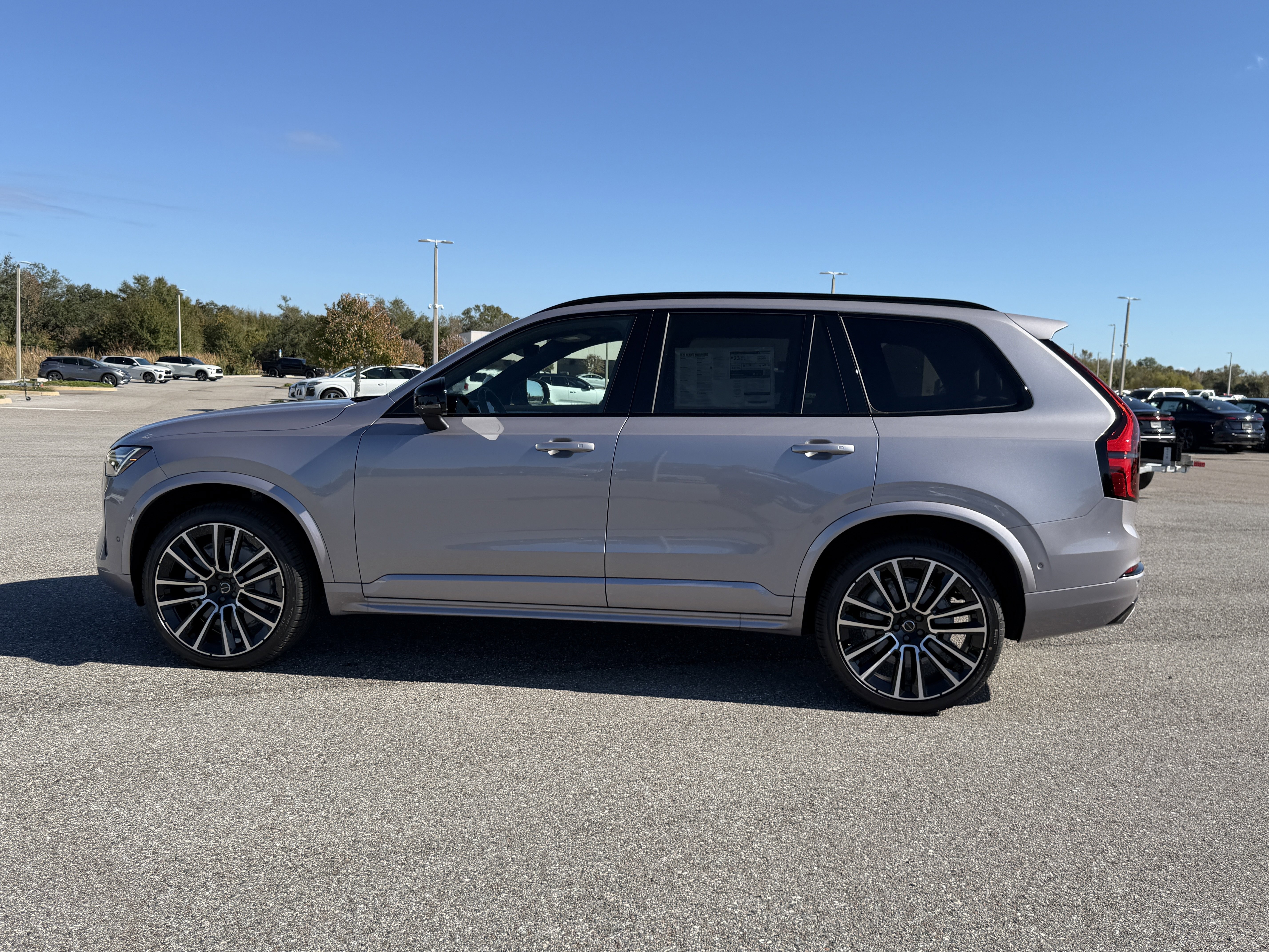 New 2026 Volvo XC90 B6 Ultra w/ Lounge Package image 6