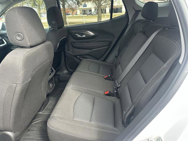 Used 2023 GMC Terrain SLE w/ Driver Convenience Package image 45