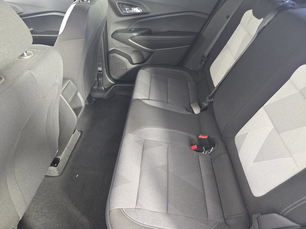 New 2026 Chevrolet Trax RS w/ Driver Confidence Package FWD image 33