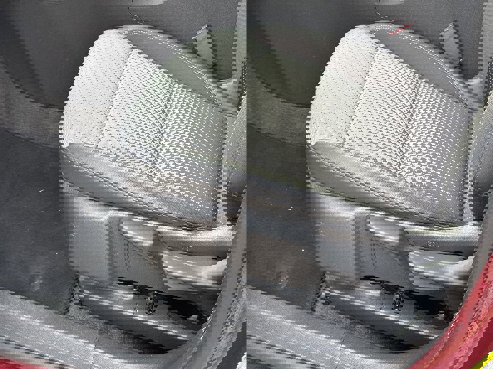 Used 2025 Chevrolet Trax LT w/ LT Convenience Package image 17