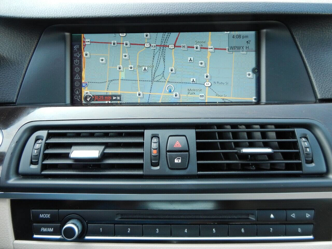 Used 2012 BMW 550i xDrive Sedan image 38