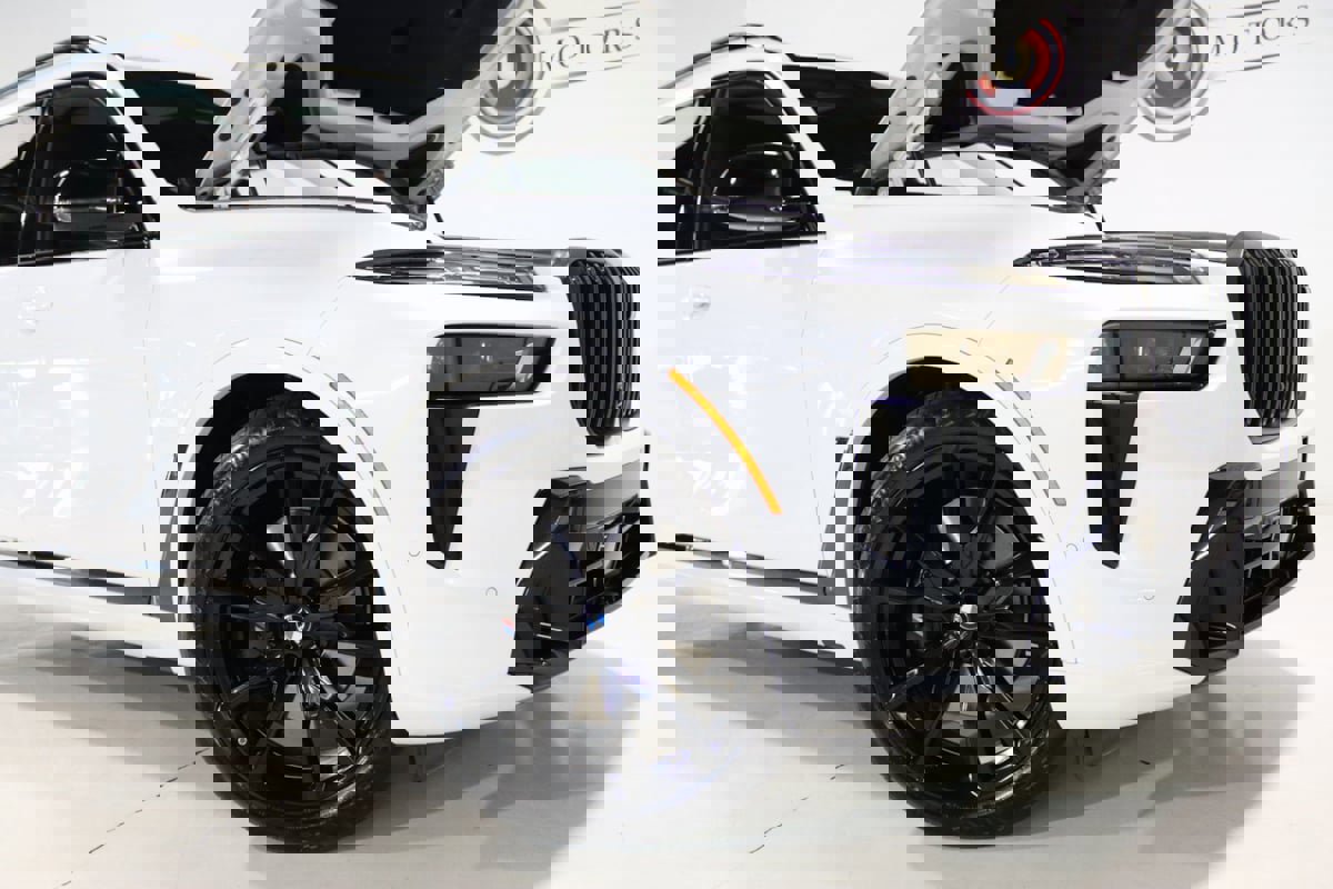 Used 2024 BMW X7 M60i image 83