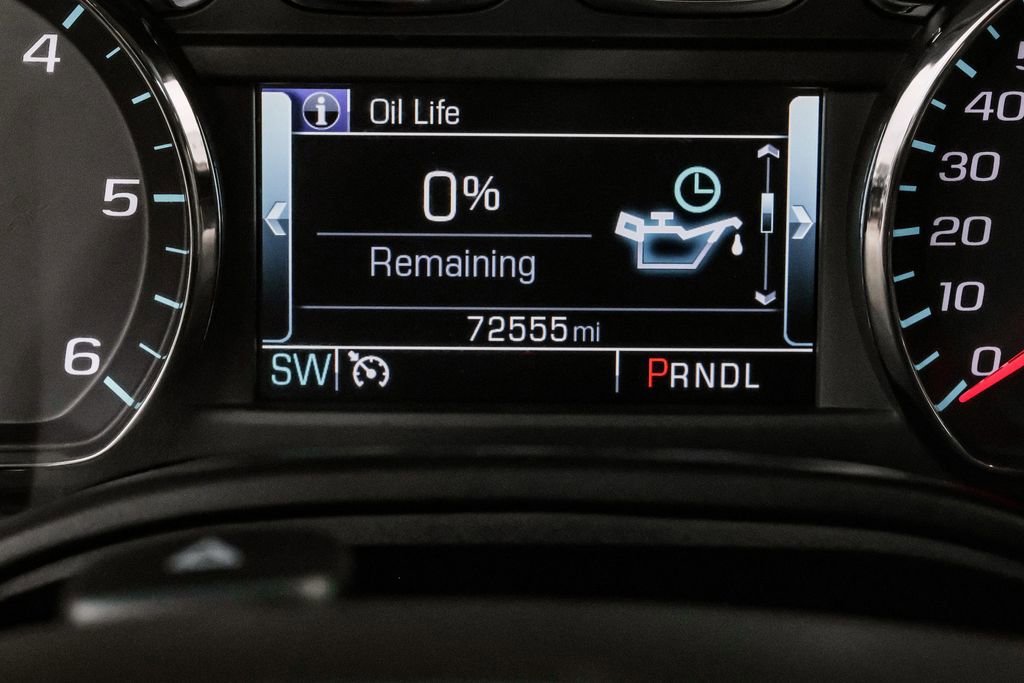 Used 2018 Chevrolet Suburban LT image 19