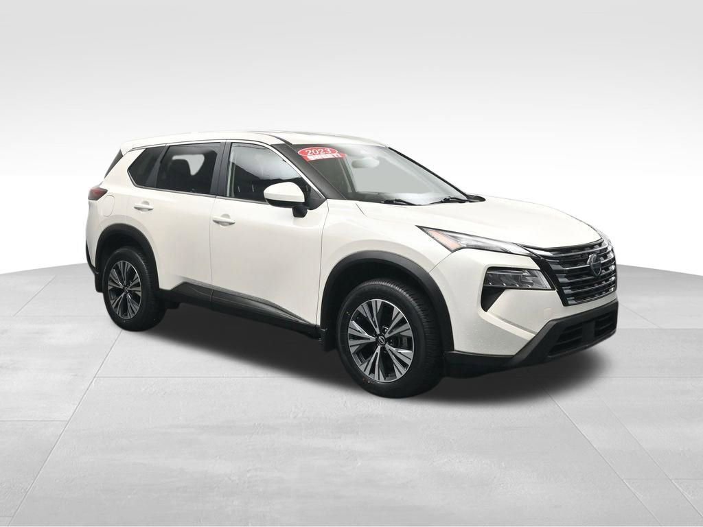 Used 2023 Nissan Rogue SV FWD image 7
