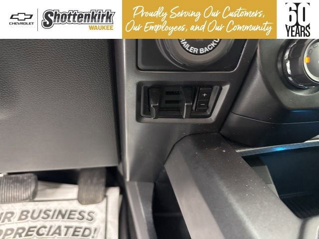 Used 2017 Ford F150 XLT w/ Equipment Group 302A Luxury image 37