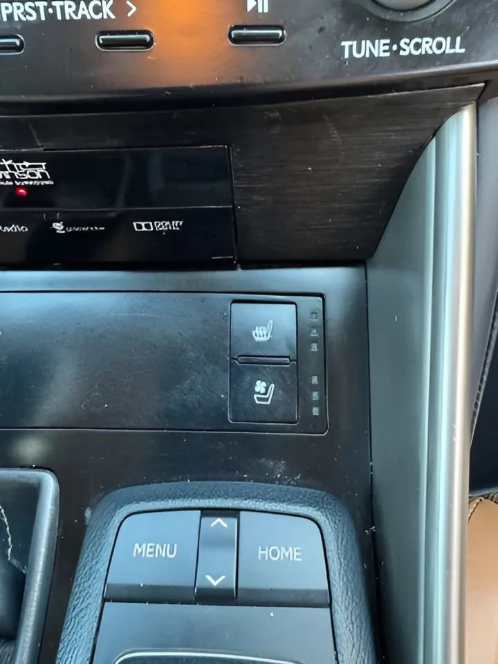 Used 2014 Lexus IS 250 w/ Luxury Package w/Brown Wood RWD image 29