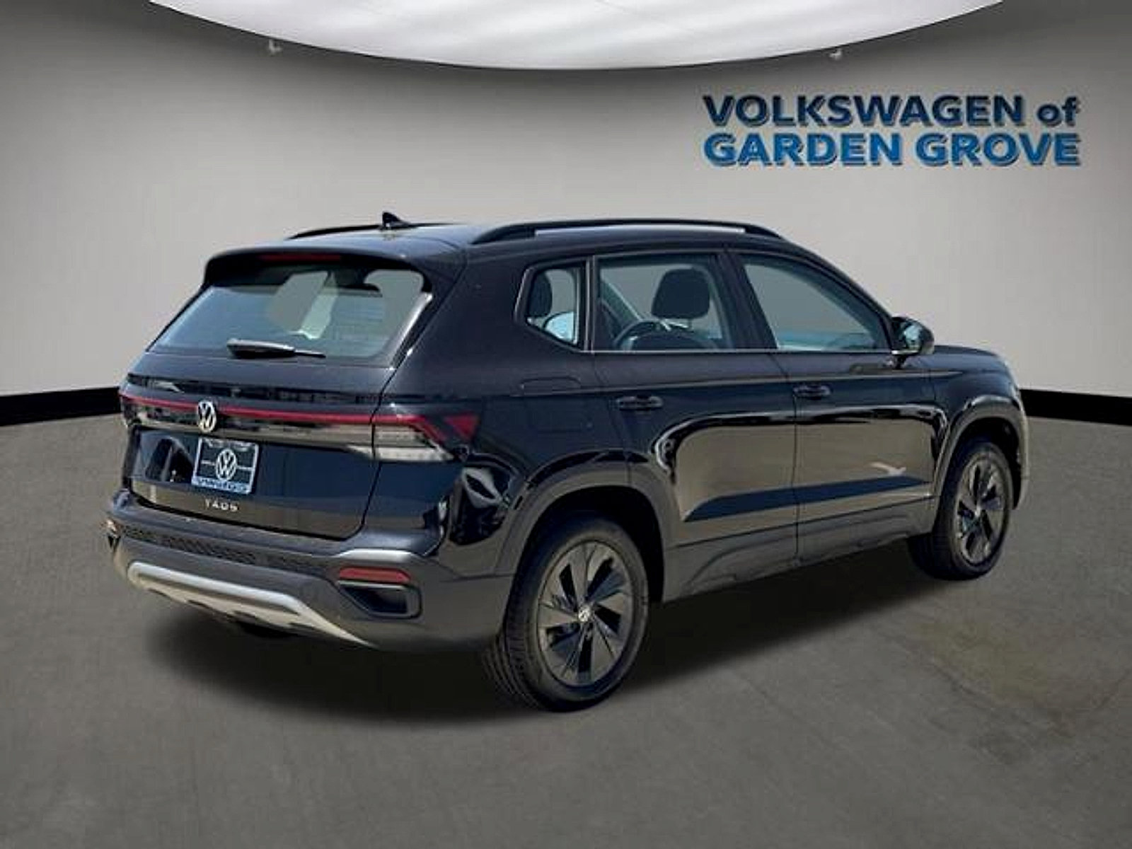New 2026 Volkswagen Taos S FWD image 7