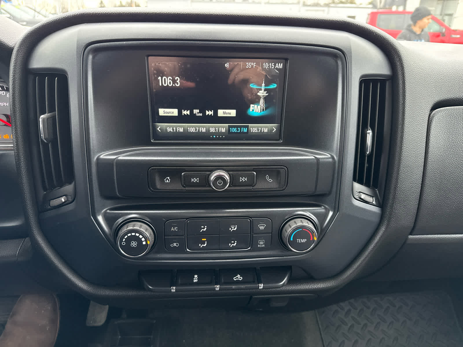 Used 2018 Chevrolet Silverado 1500 Custom w/ Custom Value Package image 19