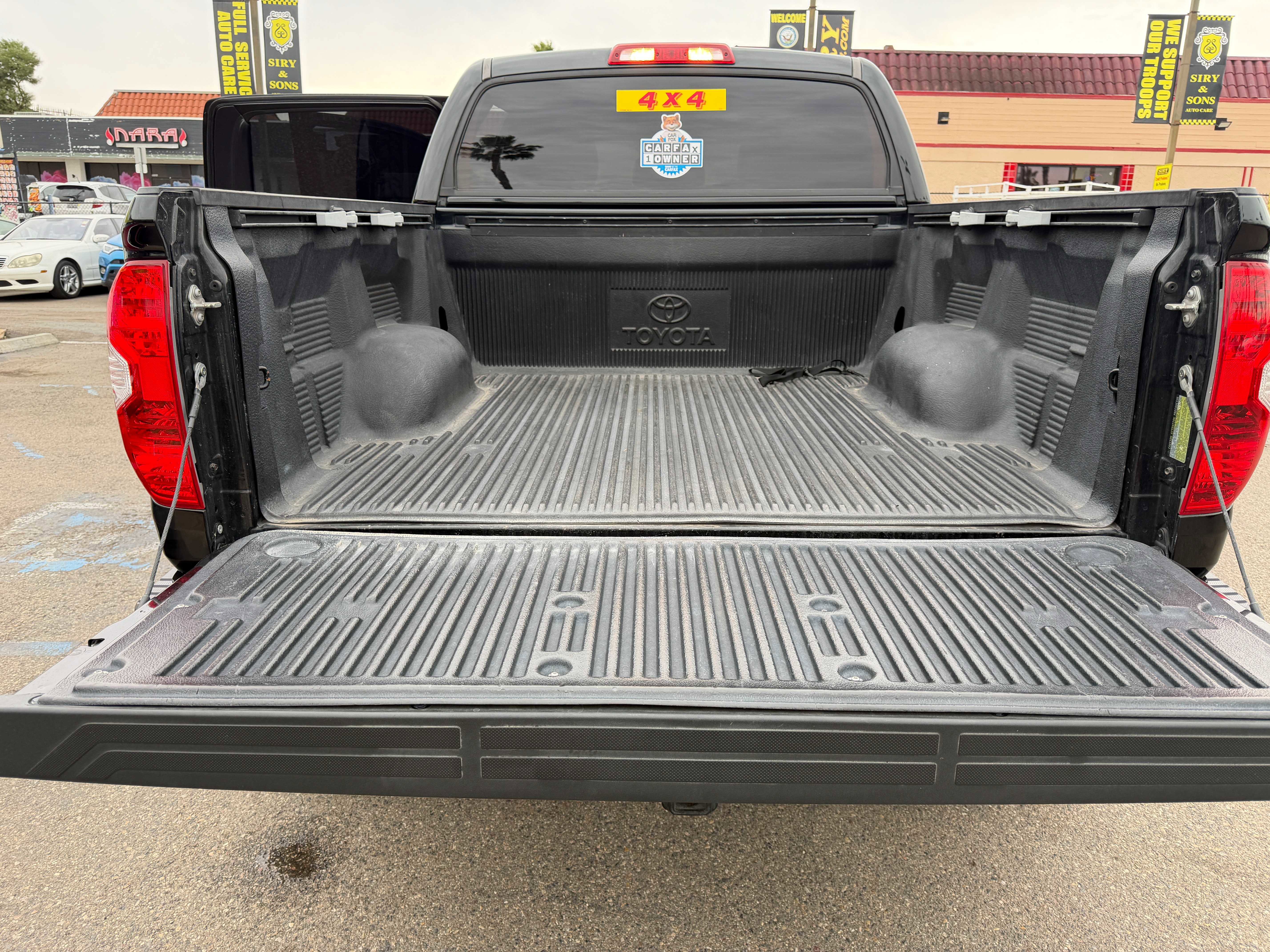 Used 2014 Toyota Tundra 1794 Edition AWD/4WD image 15