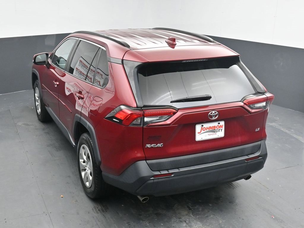 Used 2019 Toyota RAV4 LE w/ Carpet Mat Package image 31