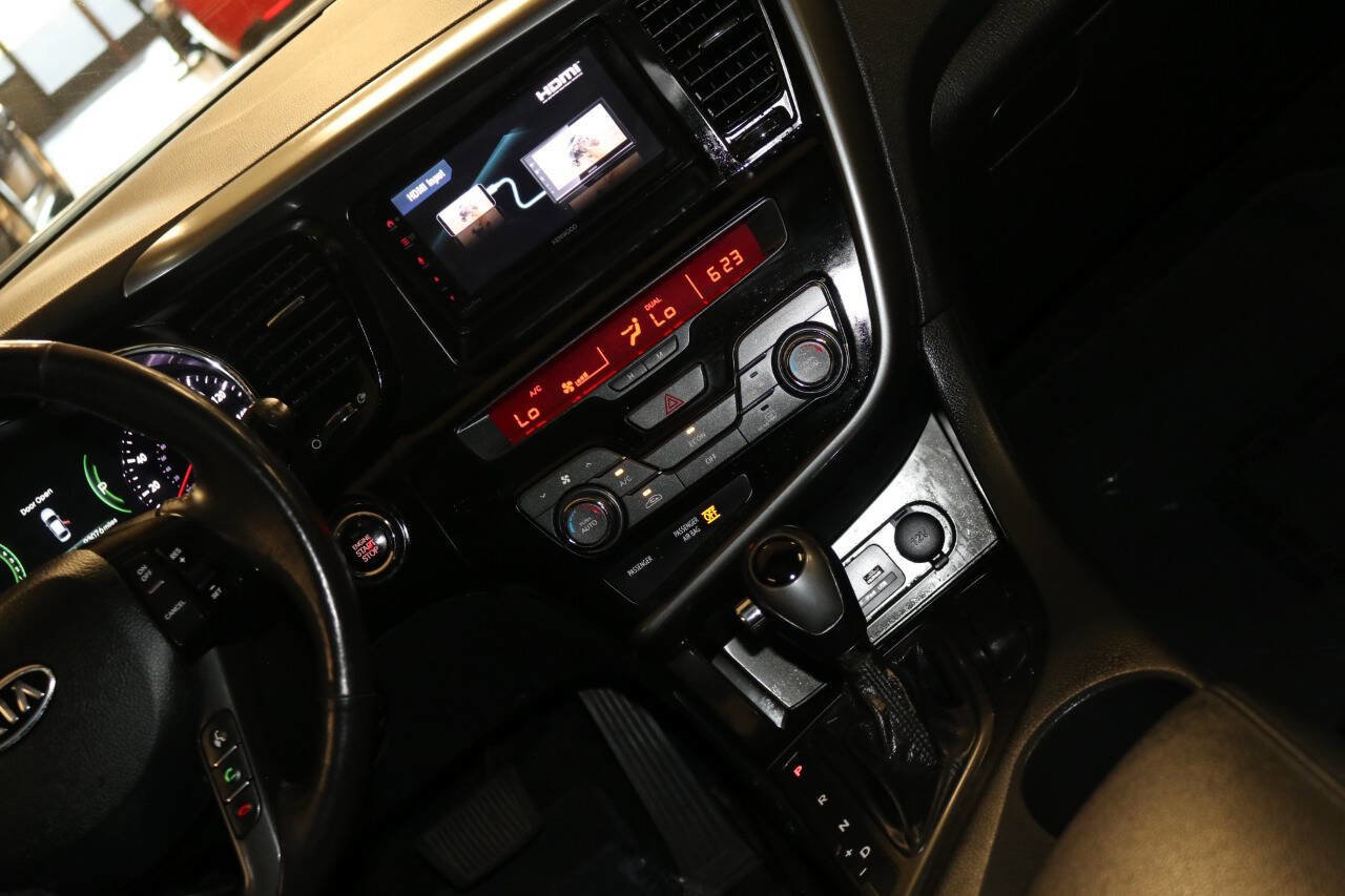 Used 2012 Kia Optima Hybrid FWD image 24