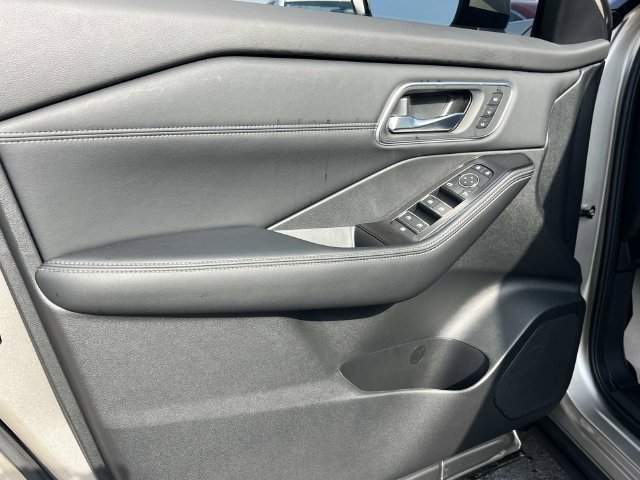 New 2026 Nissan Rogue Platinum w/ Platinum Premium Package AWD/4WD image 24