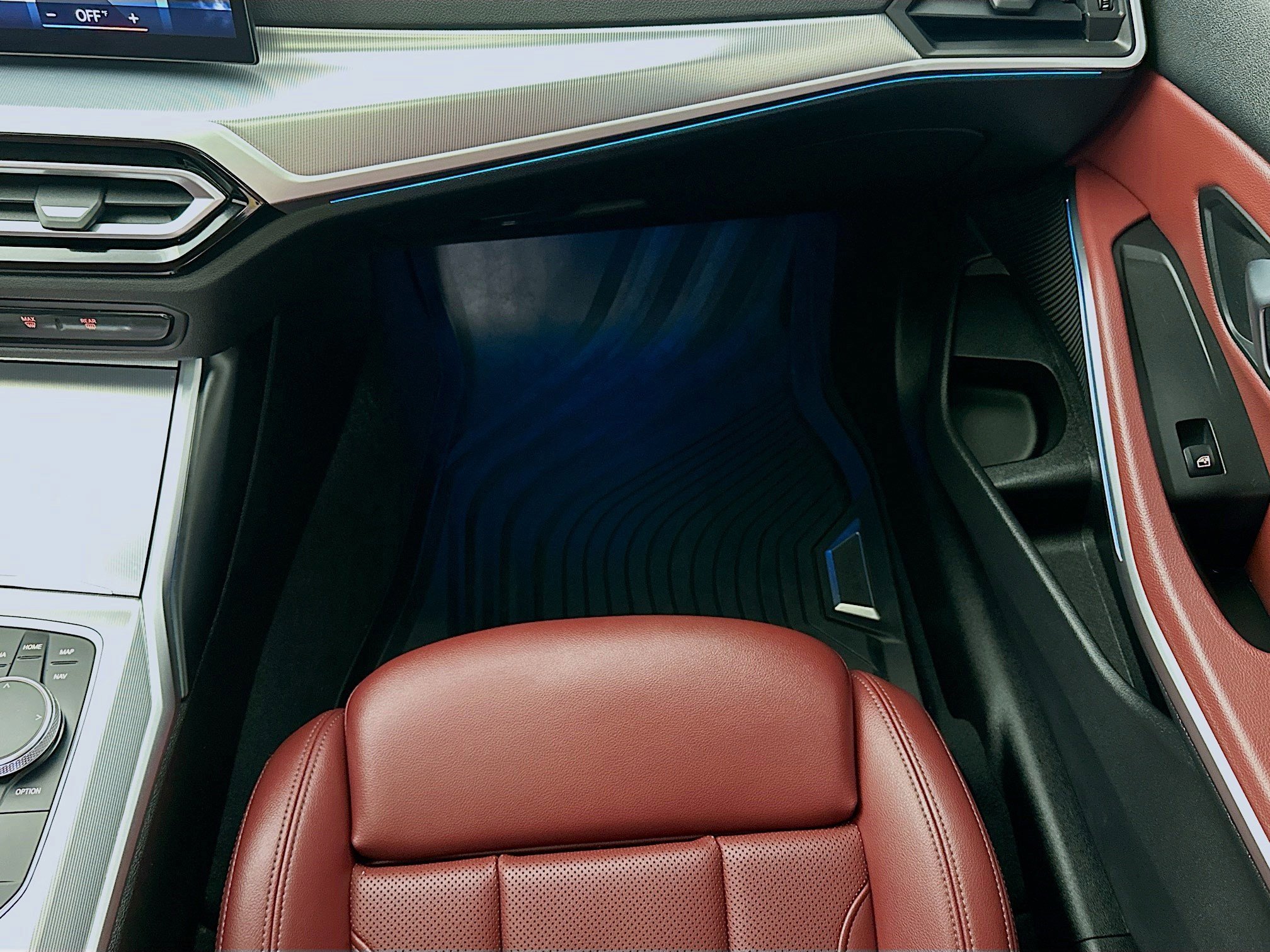 Used 2023 BMW 330e xDrive w/ M Sport Package image 22