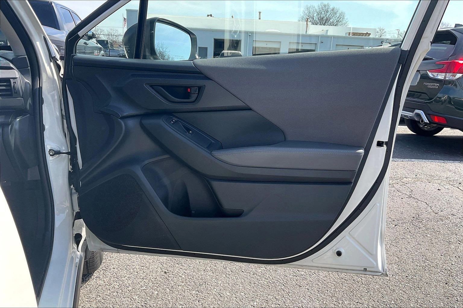 Certified 2025 Subaru Crosstrek 2.0i Premium image 23