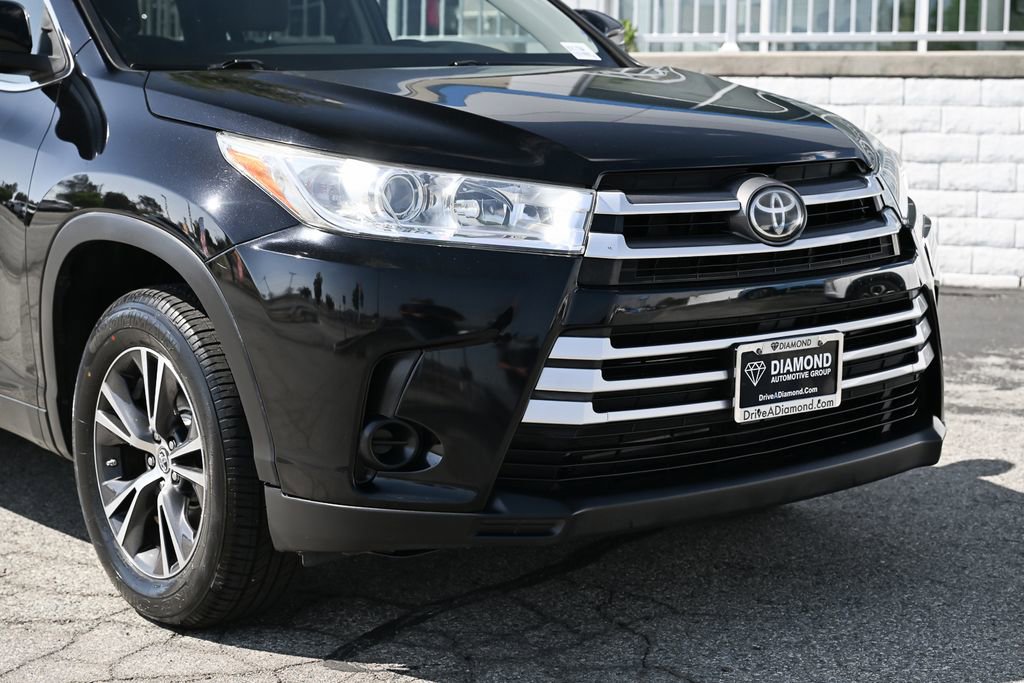 Used 2019 Toyota Highlander LE FWD image 10
