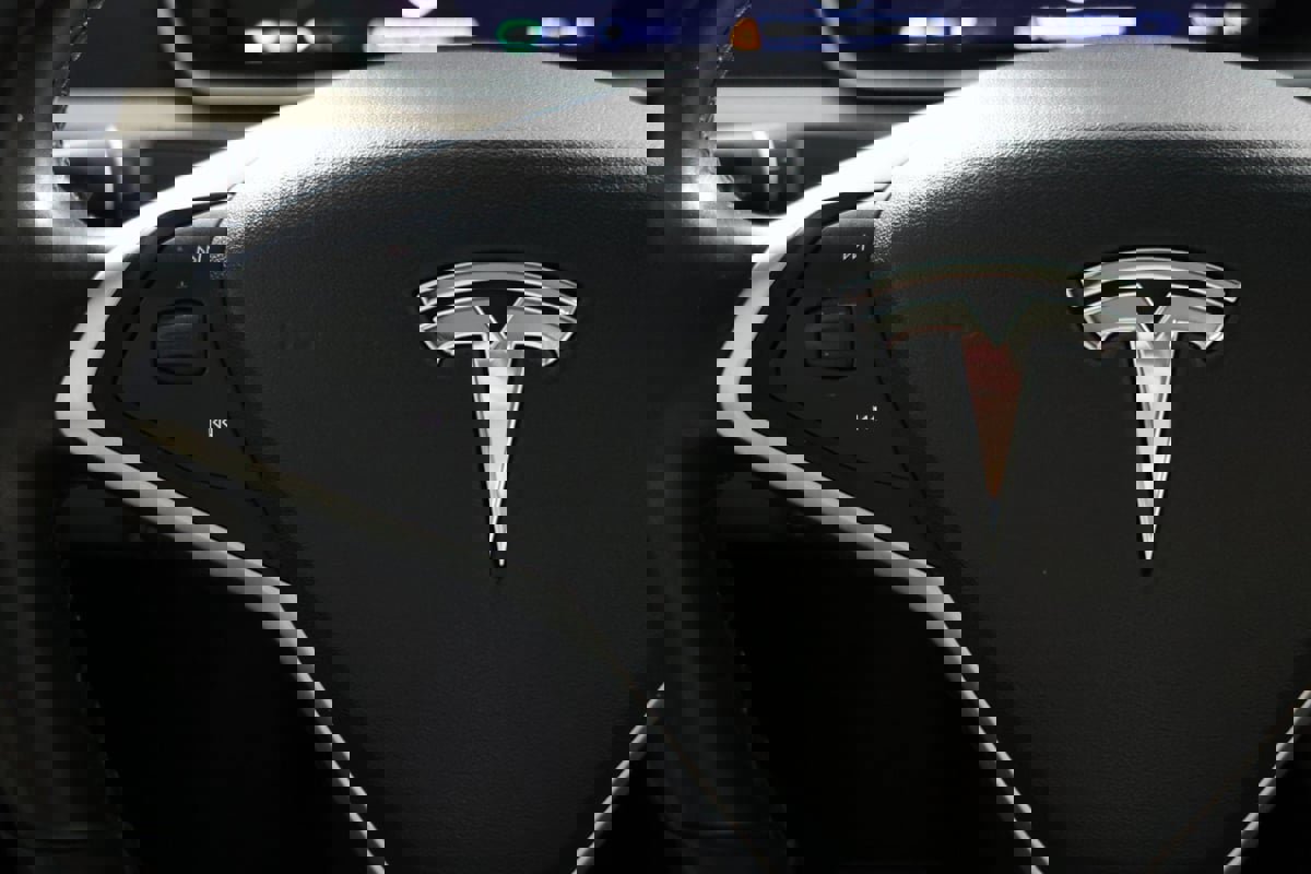 Used 2017 Tesla Model X 75D image 30