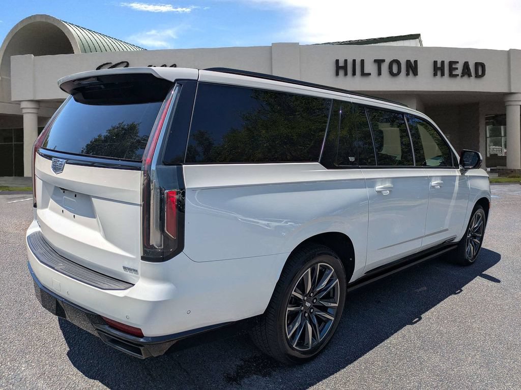 Used 2023 Cadillac Escalade ESV Sport Platinum AWD/4WD image 6