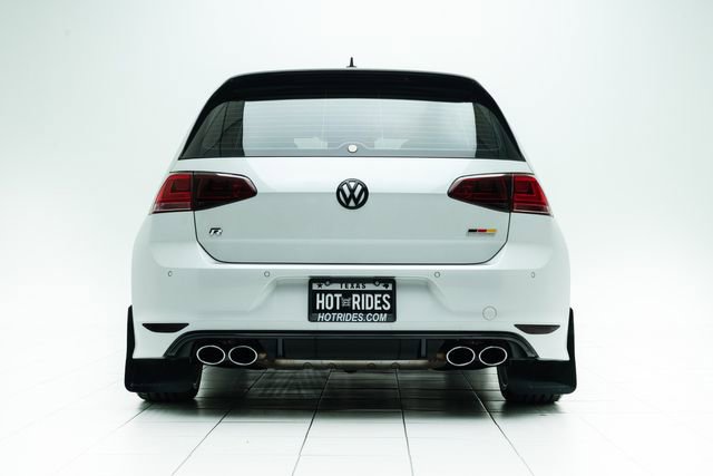 Used 2017 Volkswagen Golf R 4-Door image 16