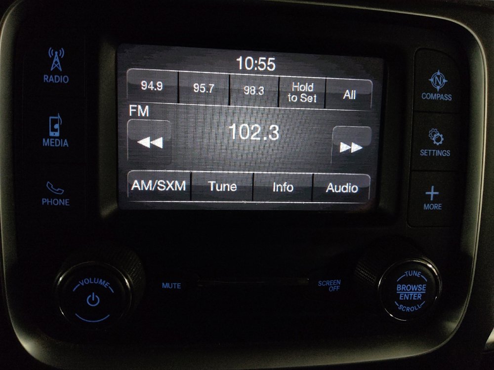 Used 2021 RAM 1500 Classic SLT image 25